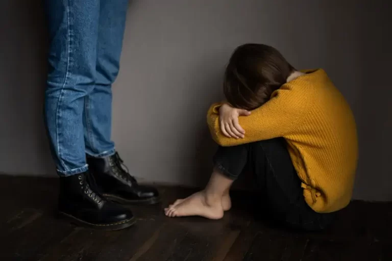 Ungdom misshandlad på låst Sis-avdelning