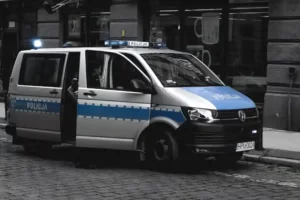 Politiker polisanmäld för misstänkt korruption