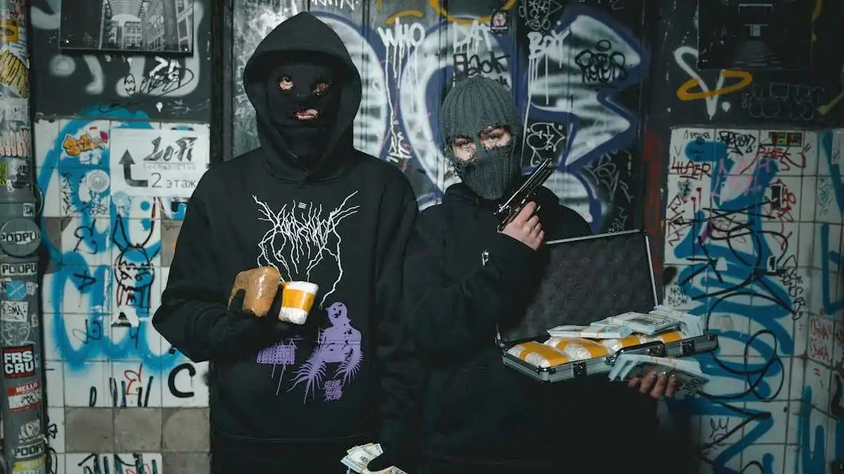 Barn utsatta för vapenbrott i jourhem
