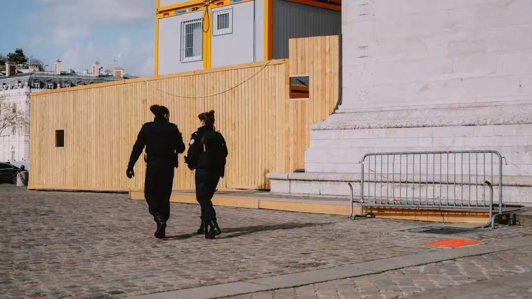 Polisen misslyckas skydda byggarbetare