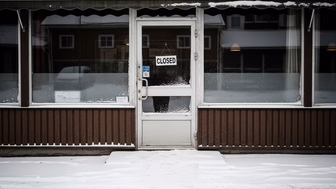 Arbetskraftsfusk stänger tre restauranger
