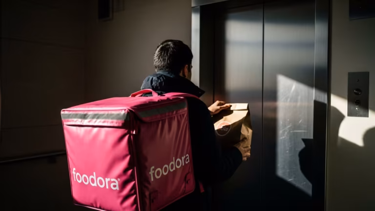 Foodorabud döms för övergrepp mot barn