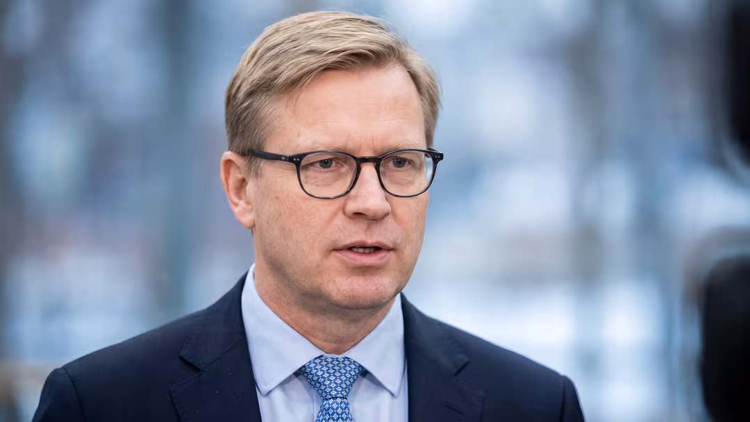 Finlands regering anklagas för korruption Finlands regering anklagas för korruption