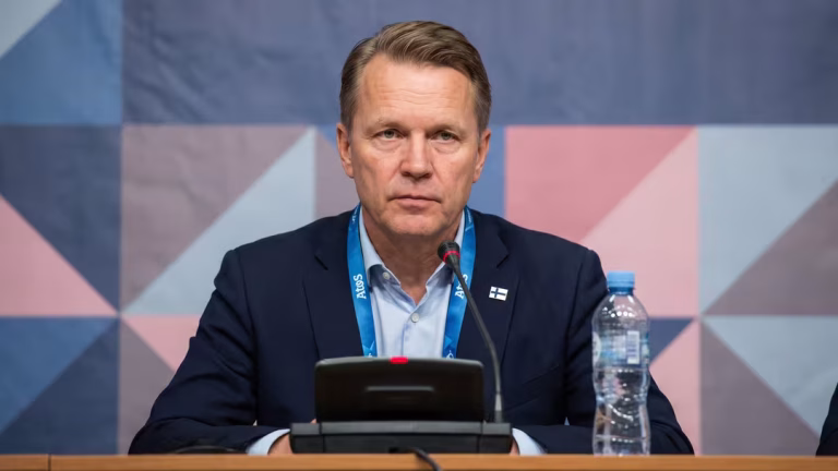 Finsk regering misstänks för vänskapskorruption