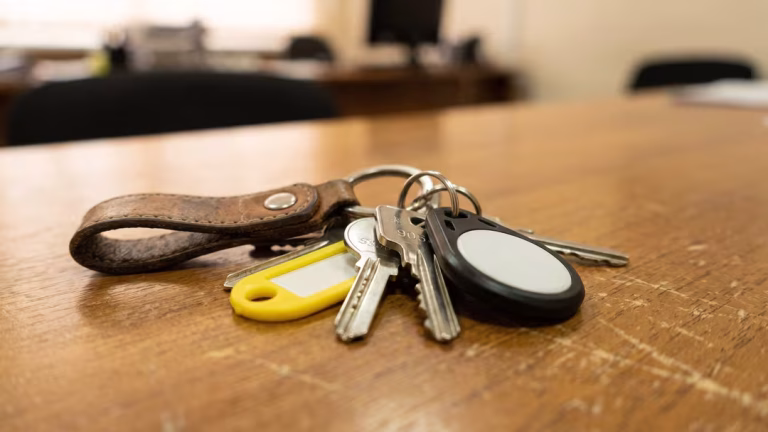 Man spårade kvinna med hemlig tagg