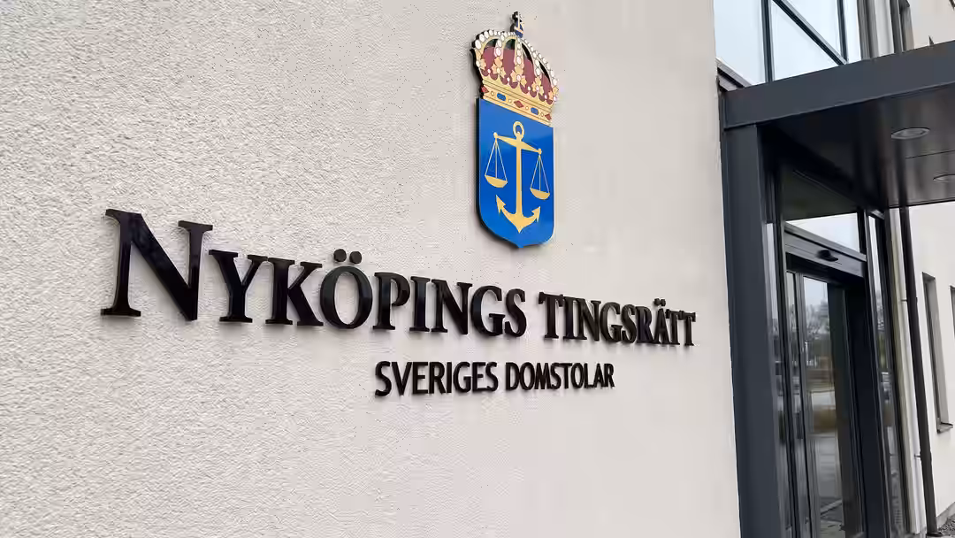 Man åtalas för övergrepp mot funktionshindrad flicka