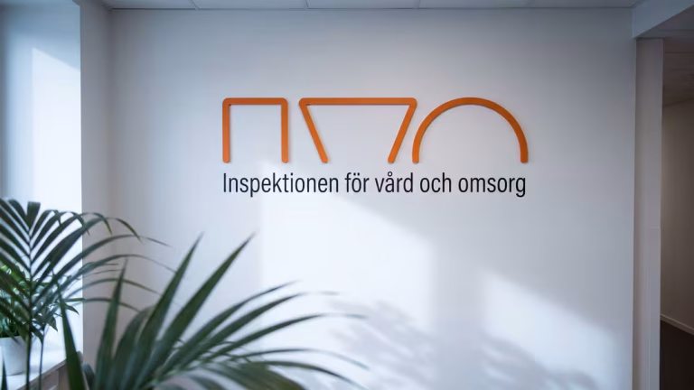 Patient dog efter fall utan läkarundersökning