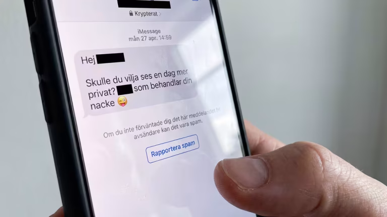 Region lät sexanklagad behandla 100 patienter