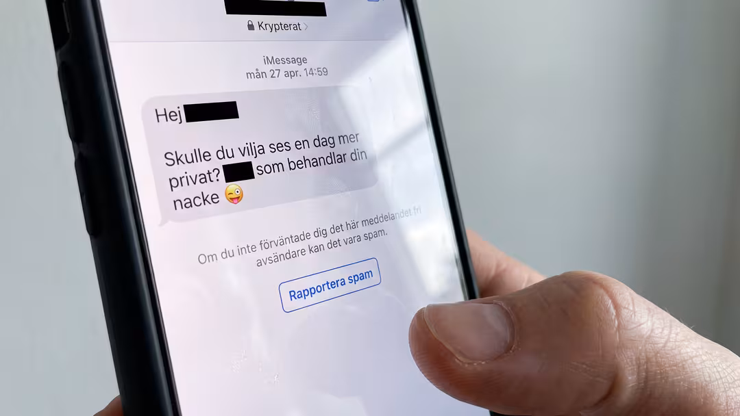 Region lät sexanklagad behandla 100 patienter