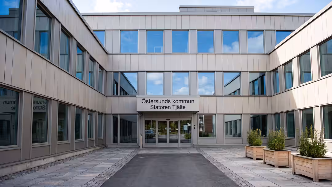 Sommarjobbare strypt på boende – kommunen polisanmäls Sommarjobbare strypt på boende – kommunen polisanmäls
