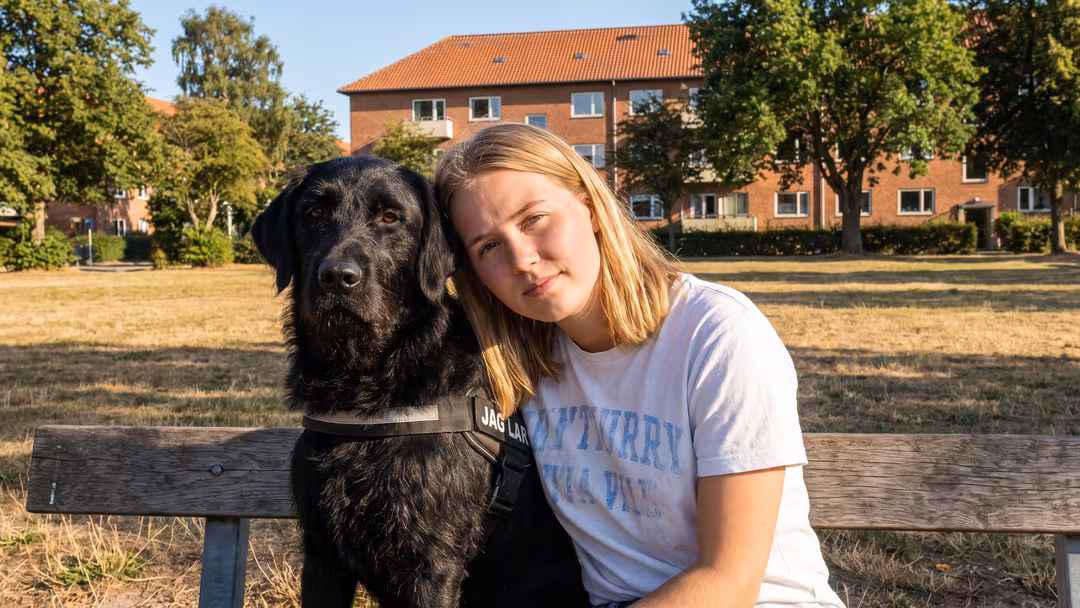 Ronja 22 övergiven efter suicidförsök Ronja 22 övergiven efter suicidförsök