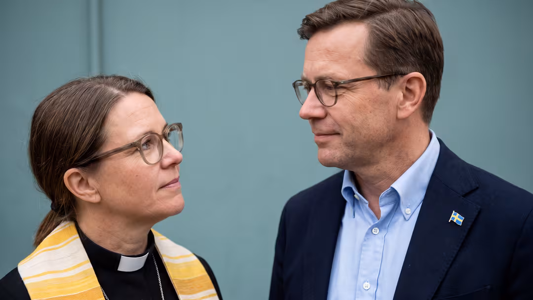 Prästfrun återvänder i rysarvalets skugga Prästfrun återvänder i rysarvalets skugga