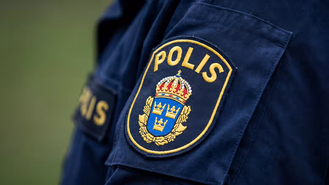 Polis åtalas för barnvåldtäkt och djursex Polis åtalas för barnvåldtäkt och djursex