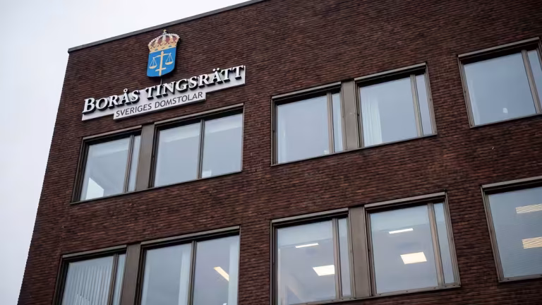 Tingsrättens fel sätter 114 rättegångar i fara