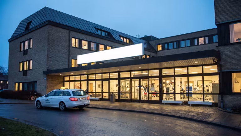 Sjuksköterskan valde offer i medvetslöshet