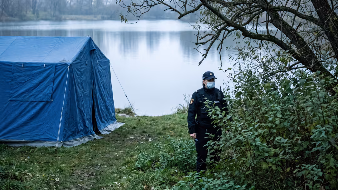 Barn utsatta för grov våldtäkt i tält Barn utsatta för grov våldtäkt i tält