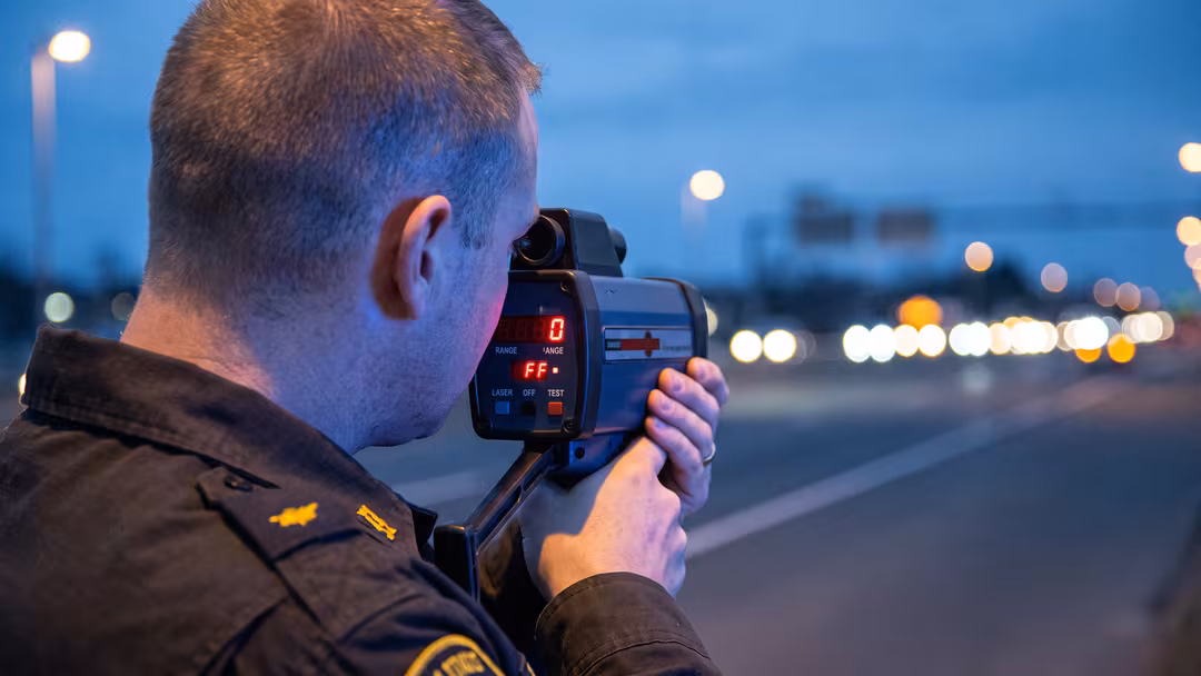 Poliser dömda för 280 km/h på motorcykel Poliser dömda för 280 km/h på motorcykel