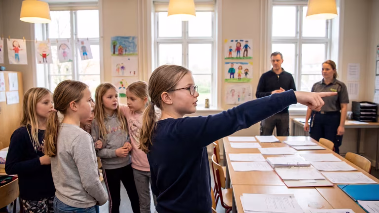 Elevernas protester mot polisbadet misslyckades