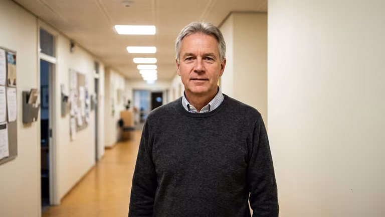 Kommunen väntade med agerande mot åtalad chef